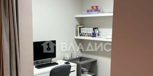 2-комн квартира Каменщики М. ул,  д. 4