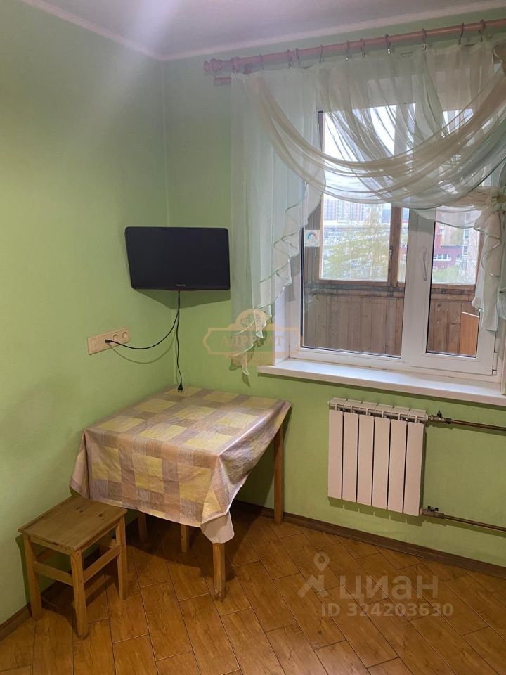 Продажа 2-комн квартиры на вторичном рынке Стародеревенская улица, 26К1