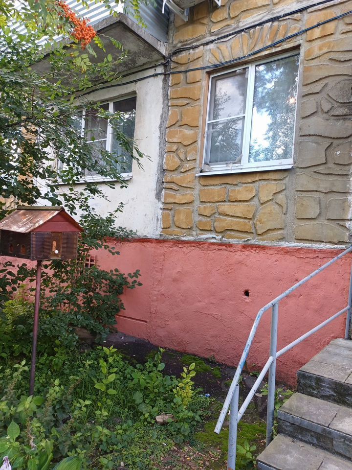 Продажа 2-комн квартиры на вторичном рынке Серпухов, Советская улица, 103