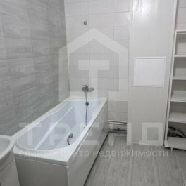 Продажа 2-комн квартиры на вторичном рынке Комендантский пр-кт,  д. 66 к3