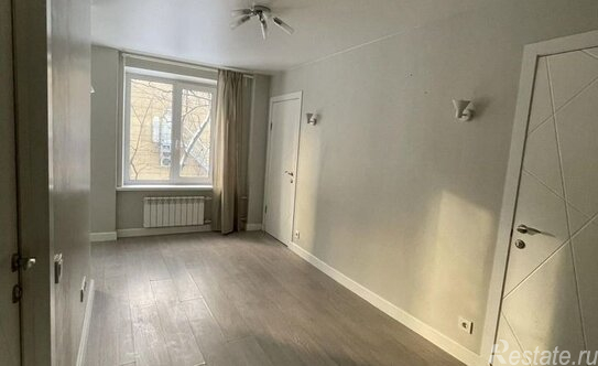 Аренда 2-комн квартиры на вторичном рынке ул Панфёрова,  д. 3