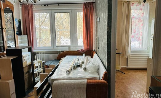 Продажа 3-комн квартиры на вторичном рынке Новаторов б-р