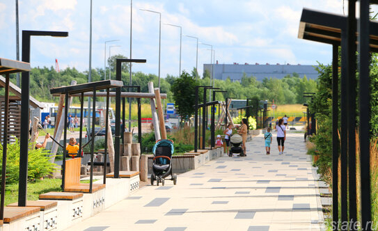 Продажа 2-комн квартиры на вторичном рынке Новогорелово, улица Современников,  д. 13 к2