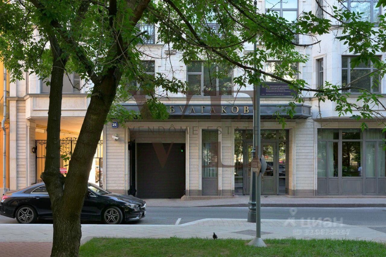 Аренда 3-комн квартиры на вторичном рынке Большой Козихинский переулок, 25