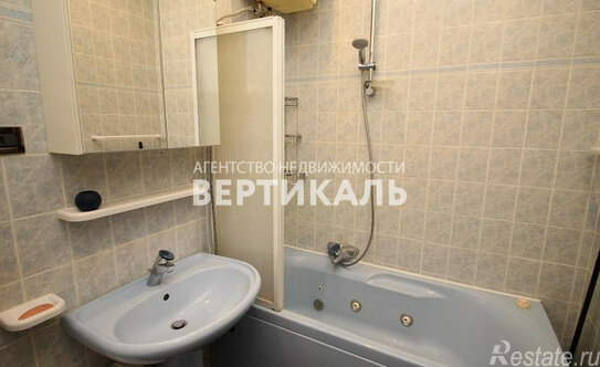 Аренда 2-комн квартиры на вторичном рынке Всеволожский переулок,  д. 3