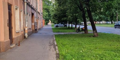 3-комн квартира 18-я Васильевского острова линия, 43