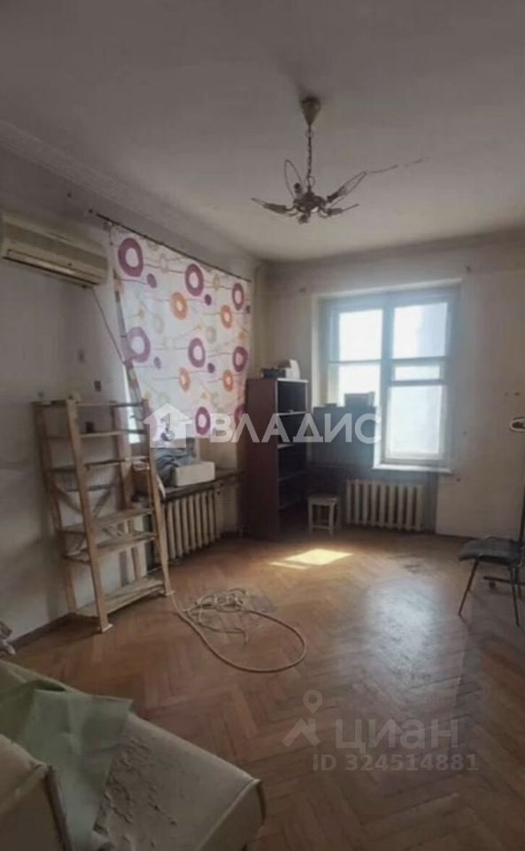 Продажа 2-комн квартиры на вторичном рынке Кутузовский проспект, 22