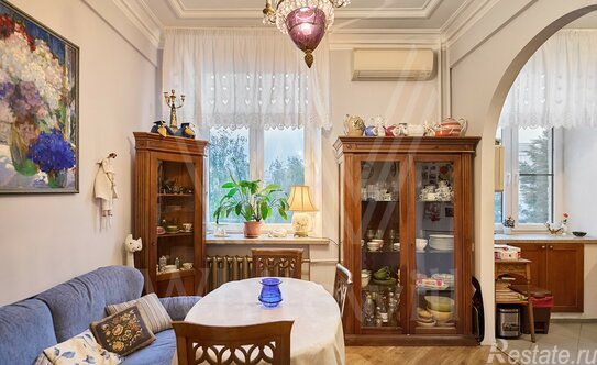 Продажа 4-комн квартиры на вторичном рынке Тверская улица,  д. 8 к1