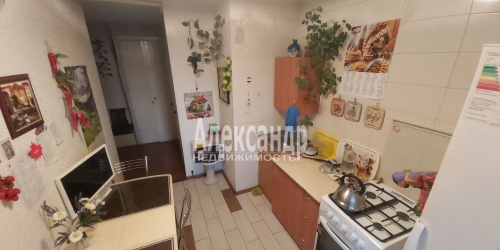 3-комн квартира Меншиковский просп.,  д. 1