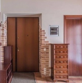 Продажа 4-комн квартиры на вторичном рынке улица Крымский Вал,  д. 4