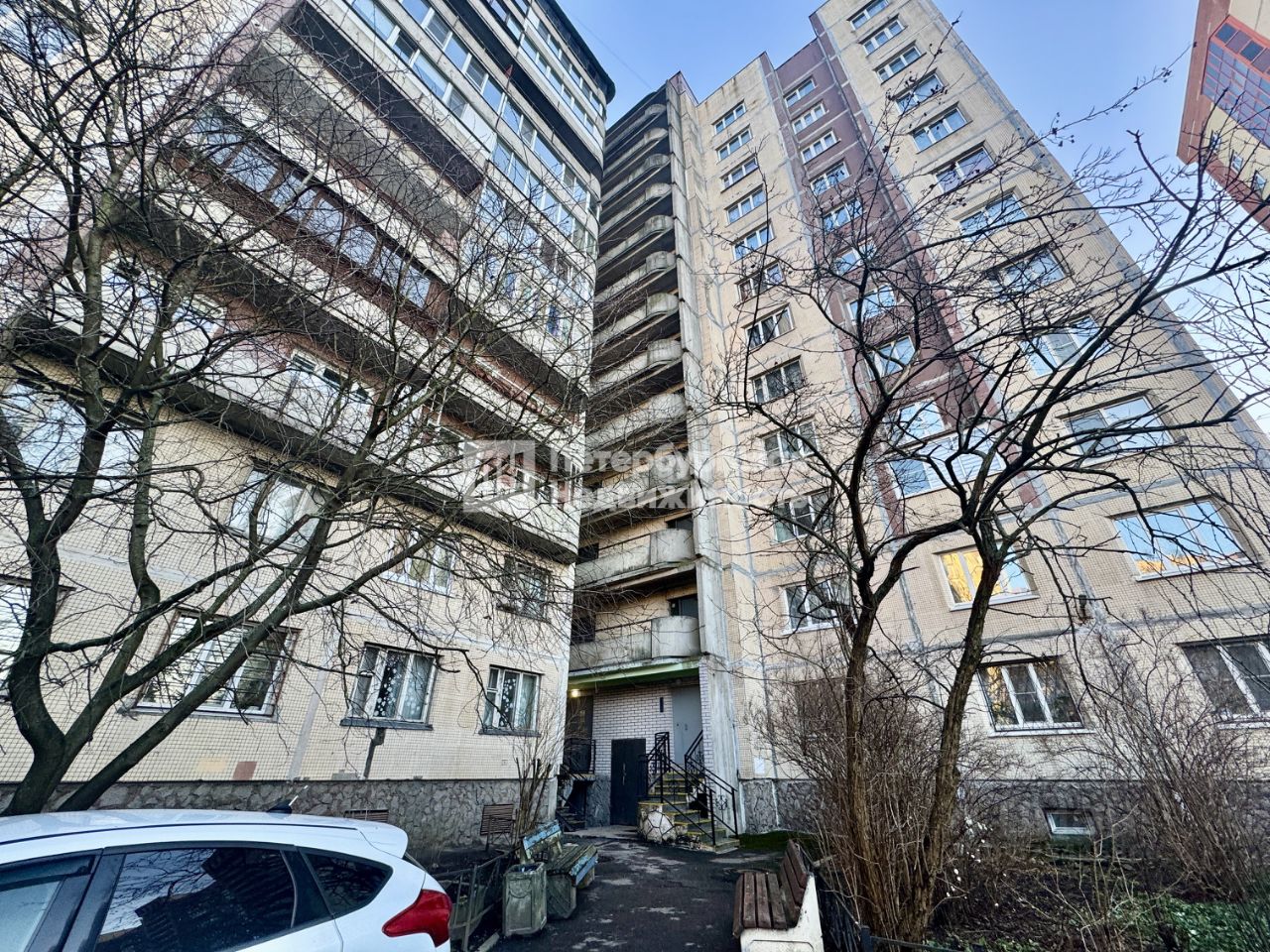Продажа 3-комн квартиры на вторичном рынке Моравский переулок, 3к3