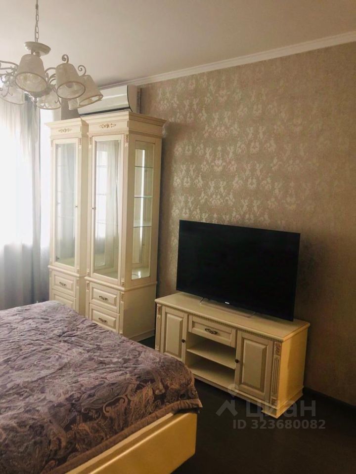 Продажа 1-комн квартиры на вторичном рынке Новоивановское рп, шоссе Можайское, 50