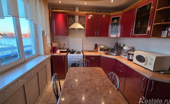 Продажа 3-комн квартиры на вторичном рынке Морская наб,  д. 41 к1