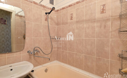 Продажа 2-комн квартиры на вторичном рынке Витебский пр-кт,  д. 23,  к. 4