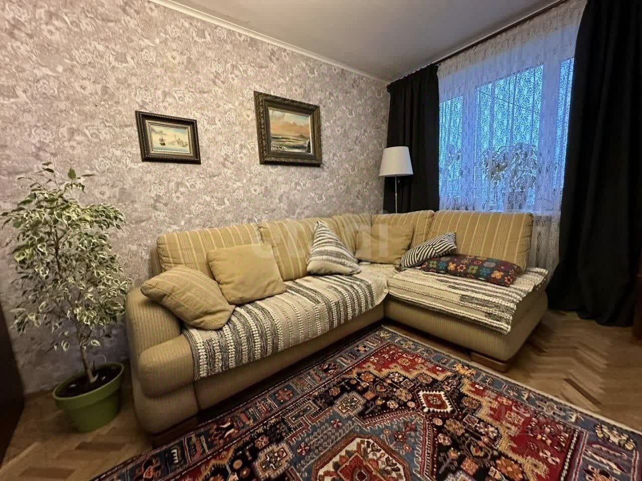 Продажа 2-комн квартиры на вторичном рынке улица Стойкости, 14