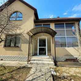 Аренда дома Тарасовка, Вокзальная улица, д. 2 Аренда дома Тарасовка, Вокзальная улица, д. 2