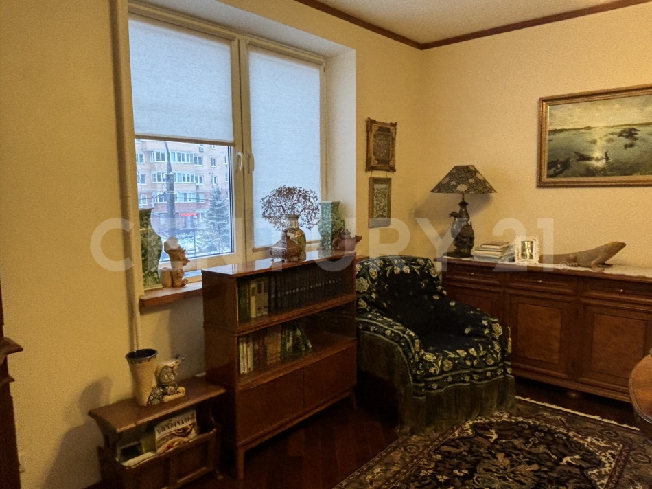 Продажа 2-комн квартиры на вторичном рынке Нахабино р.п., Красноармейская ул., 64