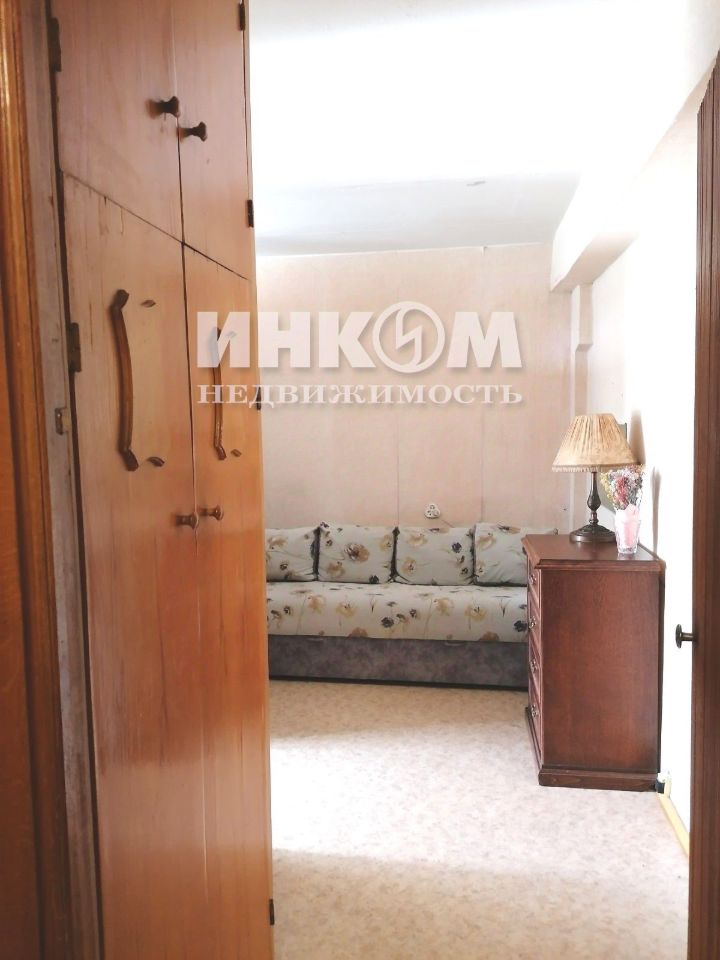 Продажа 2-комн квартиры на вторичном рынке Аминьевское шоссе, 12