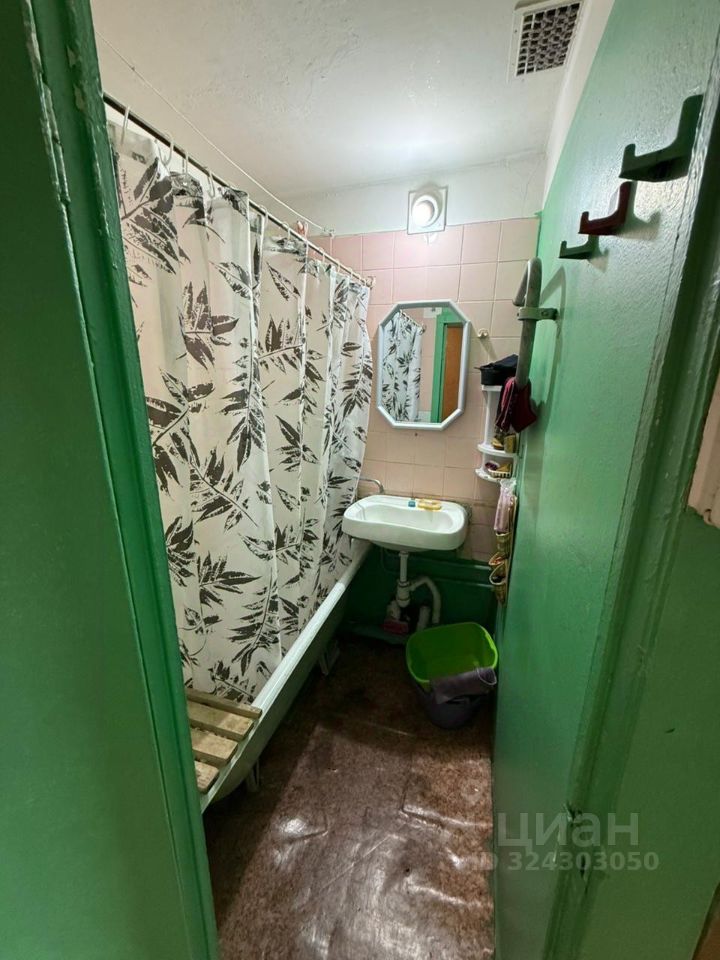 Продажа 2-комн квартиры на вторичном рынке 2-я Хуторская улица, 27