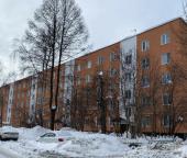Продать Квартиры вторичка Ложки, Центральная улица  2 