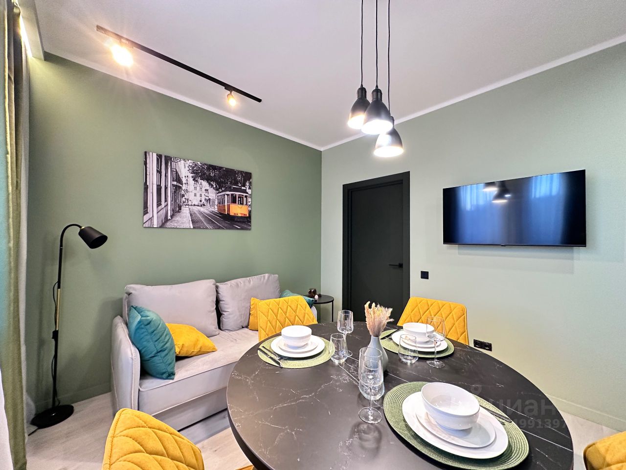 Продажа 2-комн квартиры на вторичном рынке бульвар Измайловский, 4к2