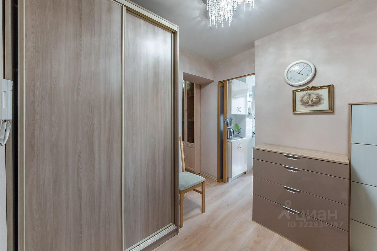 Продажа 3-комн квартиры на вторичном рынке Скаковая улица, 34К3