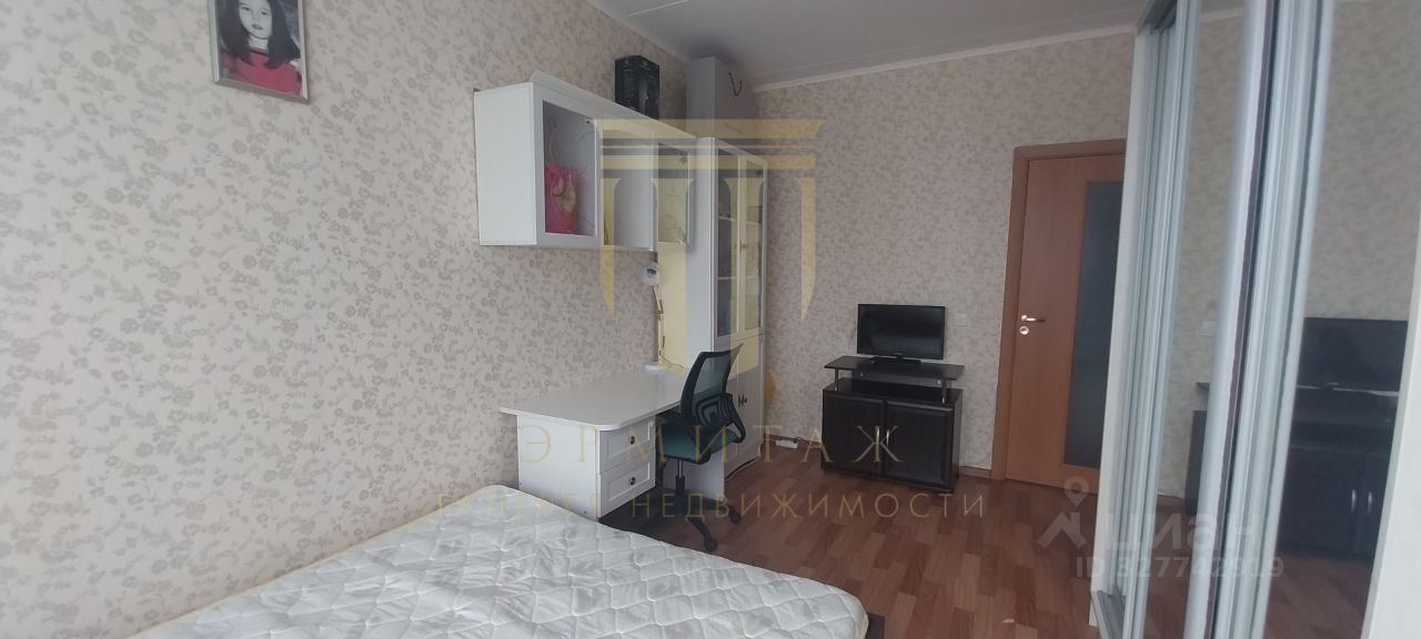 Продажа 1-комн квартиры на вторичном рынке Южный мкр, улица Крымская, 4