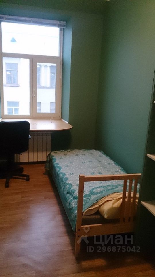 Аренда комнаты 10-я Васильевского острова линия, 15Б