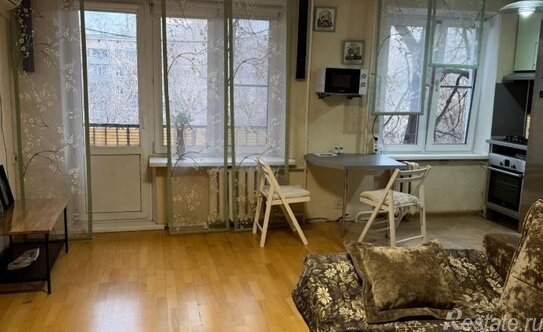 Аренда 2-комн квартиры на вторичном рынке Зелёный пр-кт,  д. 85