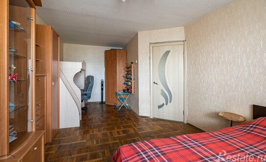 Продажа 1-комн квартиры на вторичном рынке Пловдивская улица,  д. 1/10