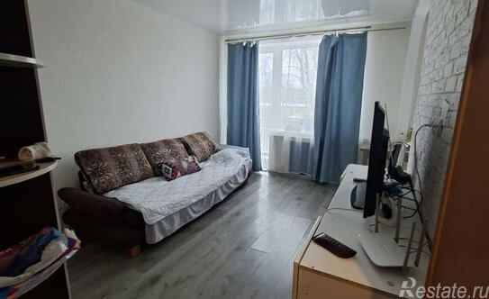 Продажа 2-комн квартиры на вторичном рынке Гатчина, ул Новоселов,  д. 5