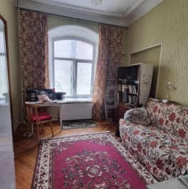 Продажа 5-комн квартиры на вторичном рынке ул Кирочная,  д. 18