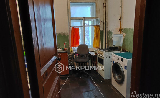 Продажа 3-комн квартиры на вторичном рынке 14-я линия,  д. 97,  к. Б