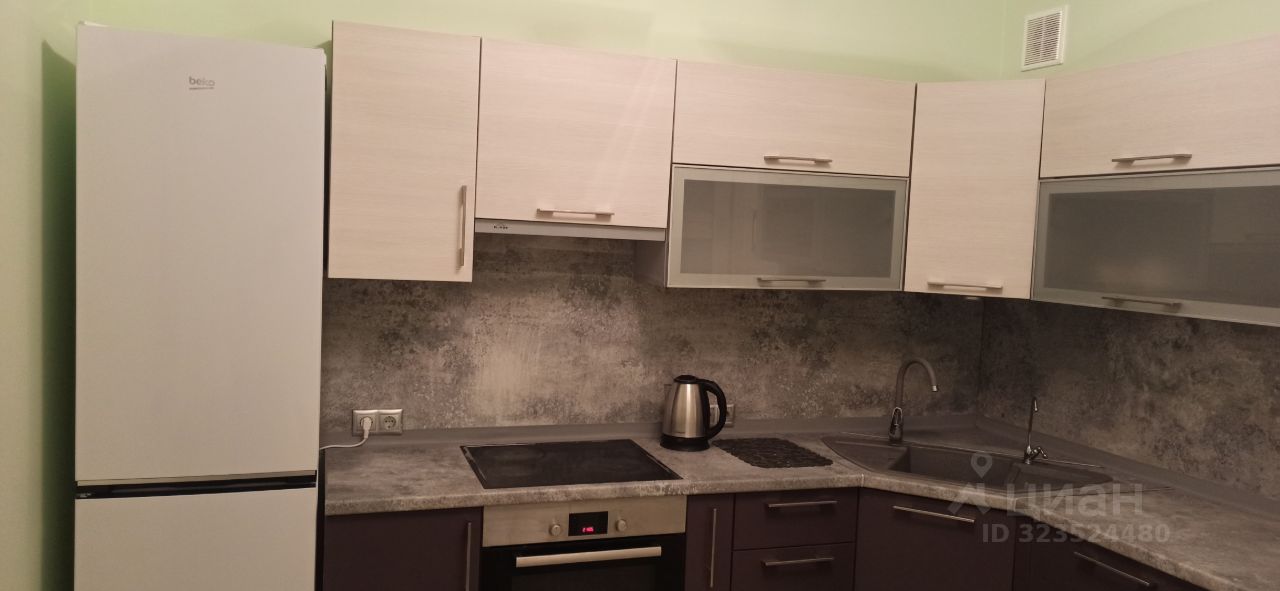 Аренда 3-комн квартиры на вторичном рынке улица Борисовские Пруды, 16К4