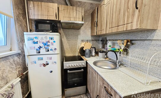 Продажа 1-комн квартиры на вторичном рынке улица Тамбасова,  д. 6 к1