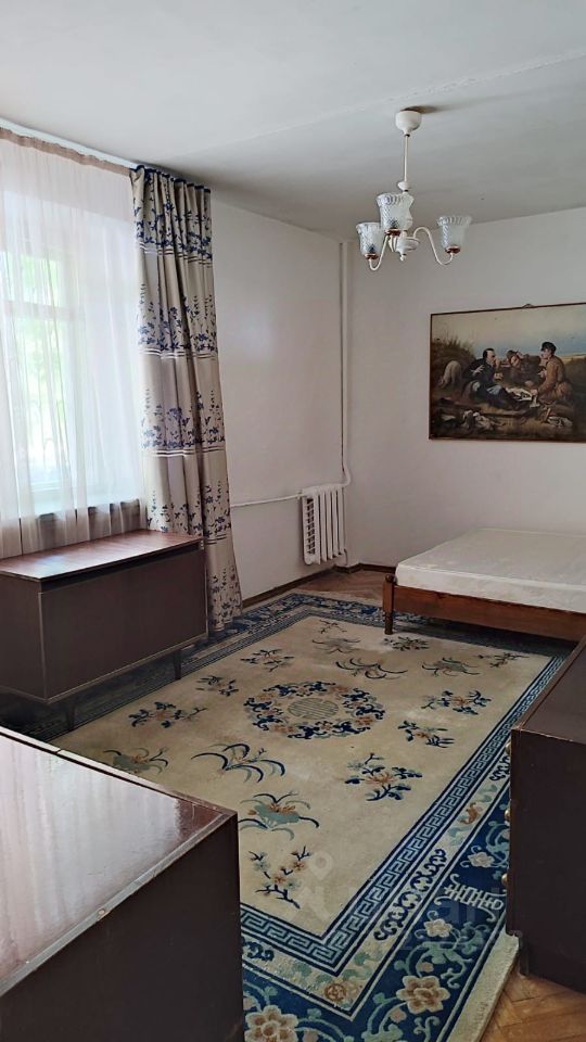 Продажа 2-комн квартиры на вторичном рынке Малаховка пгт, шоссе Быковское, 35