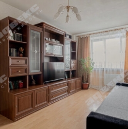 Продажа 1-комн квартиры на вторичном рынке улица Антонова-Овсеенко,  д. 21