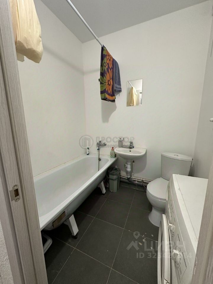 Продажа 1-комн квартиры на вторичном рынке Булатниково мкр, д. Жабкино, 13