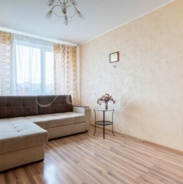 Продажа 3-комн квартиры на вторичном рынке Дунайский пр-кт,  д. 42/79