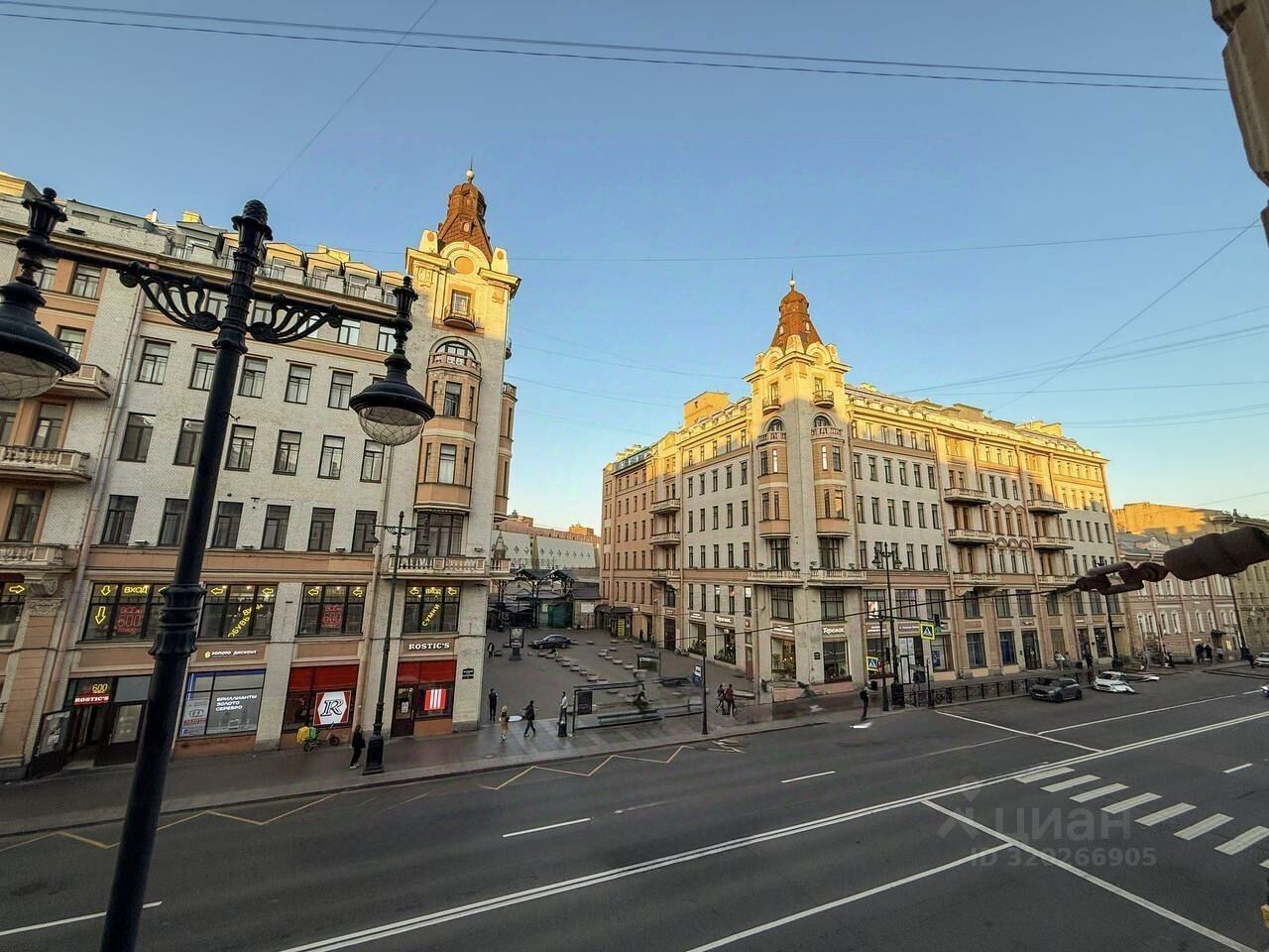 Продажа 2-комн квартиры на вторичном рынке Московский проспект, 5