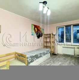 Продажа 2-комн квартиры на вторичном рынке Граничная улица,  д. 21