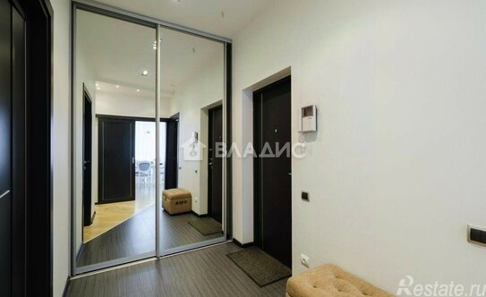 Продажа 3-комн квартиры на вторичном рынке Химки г, Лавочкина ул,  д. 13 к2