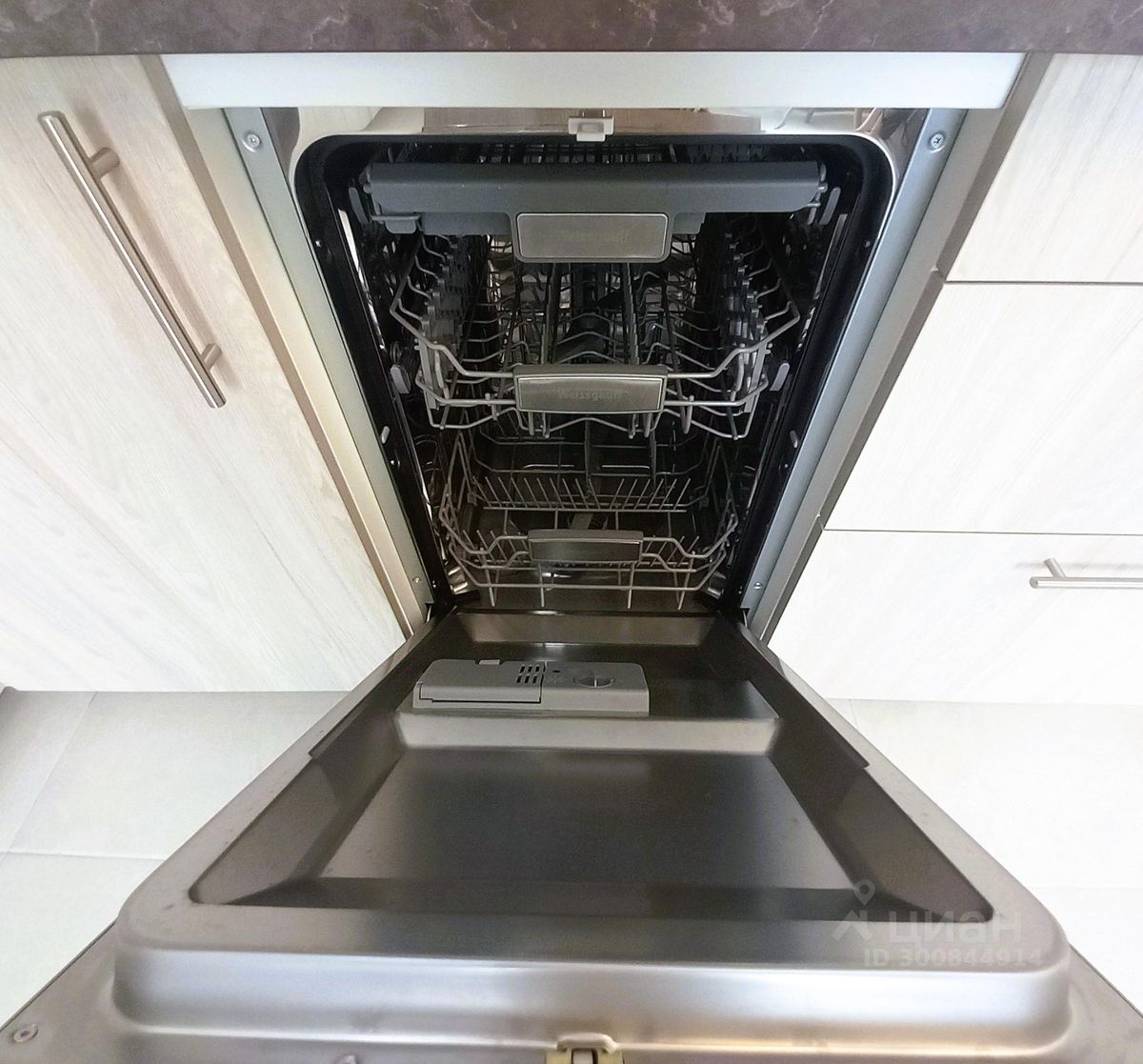 Аренда 2-комн квартиры на вторичном рынке Дрожжино рп, улица Южная, 3