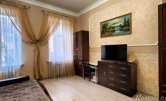 Продажа 4-комн квартиры на вторичном рынке ул Мясная,  д. 19-21