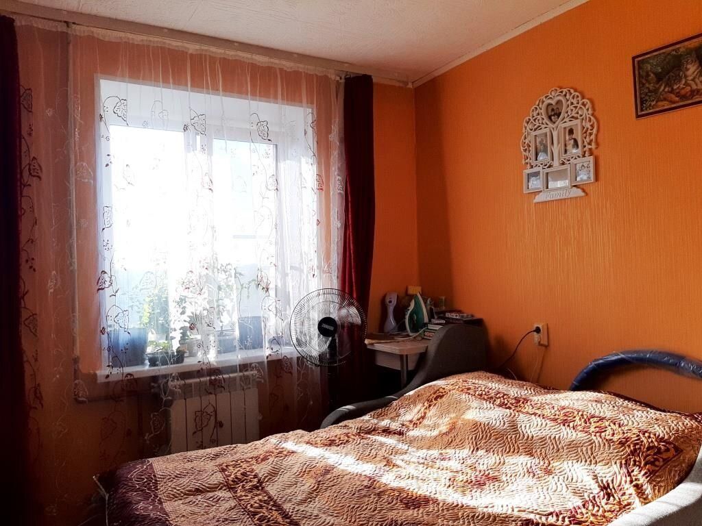Продажа комнаты Сосновый Бор, улица Космонавтов, 26