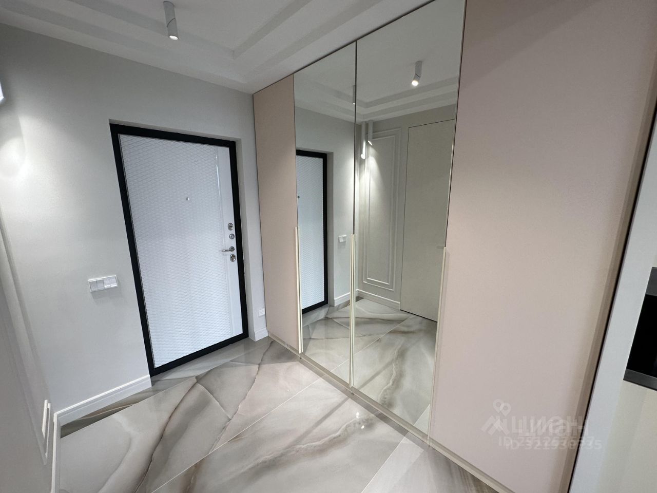 Аренда студии улица Татьянин Парк, 19к3