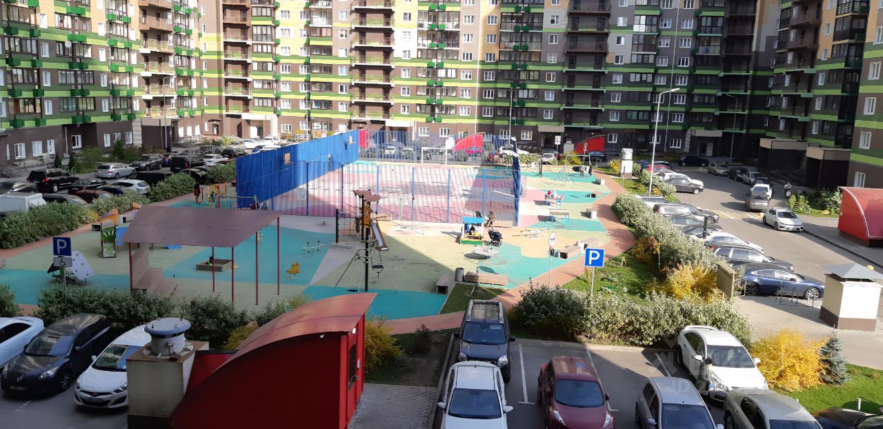 Продажа 3-комн квартиры на вторичном рынке Путилково пгт, улица Новотушинская, 2