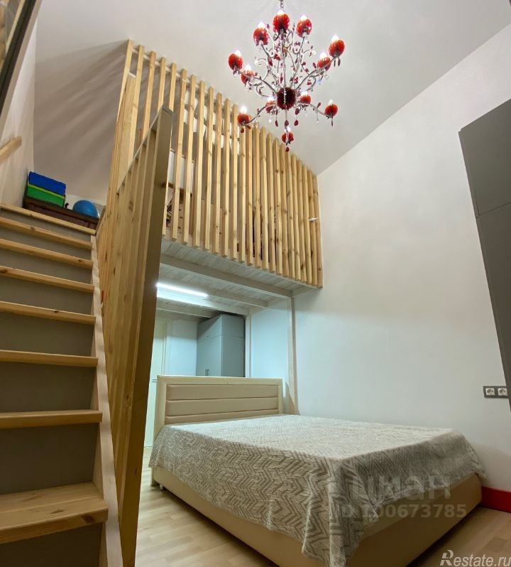 Продажа 4-комн квартиры на вторичном рынке Сибирский проезд,  д. 2 с4