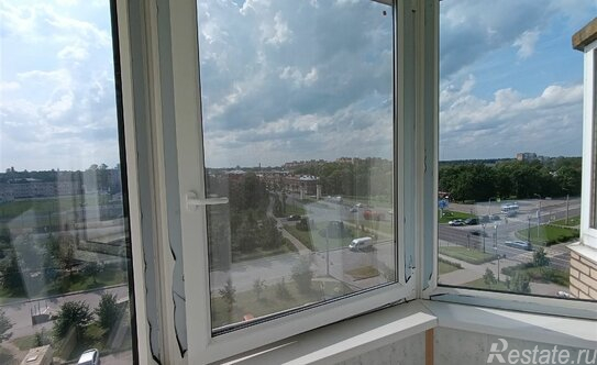 Продажа 1-комн квартиры на вторичном рынке Гатчина, ул Рощинская,  д. 11а