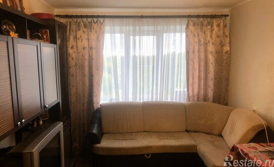 Продажа 3-комн квартиры на вторичном рынке Красное Село г, Спирина ул,  д. 18